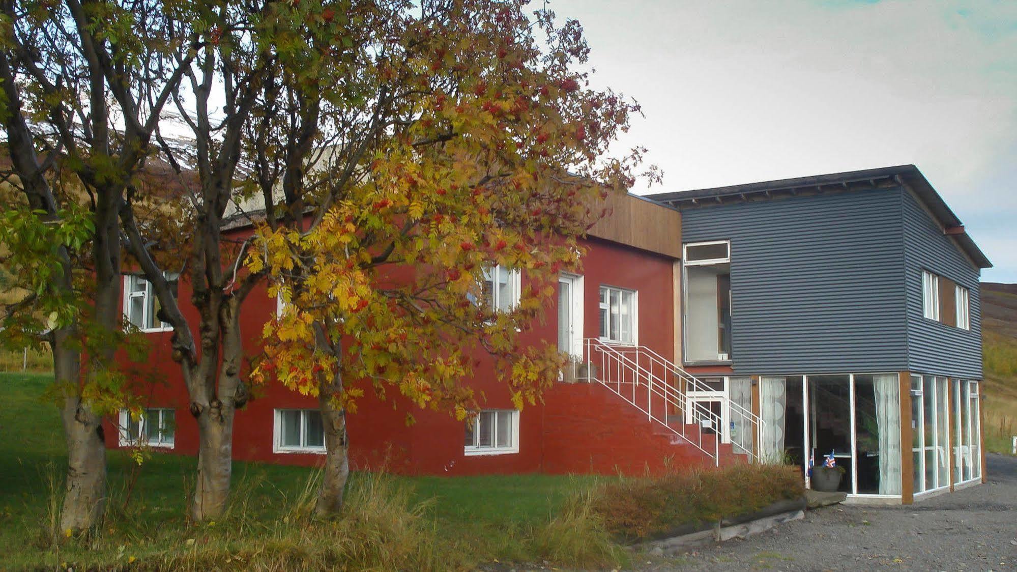 Draflastadir Guesthouse Draflastaðir Bagian luar foto